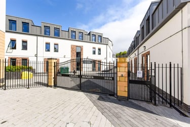 1 bed studio, Chapel Heights, Gilesgate, Durham, DH11SJ - Image 1